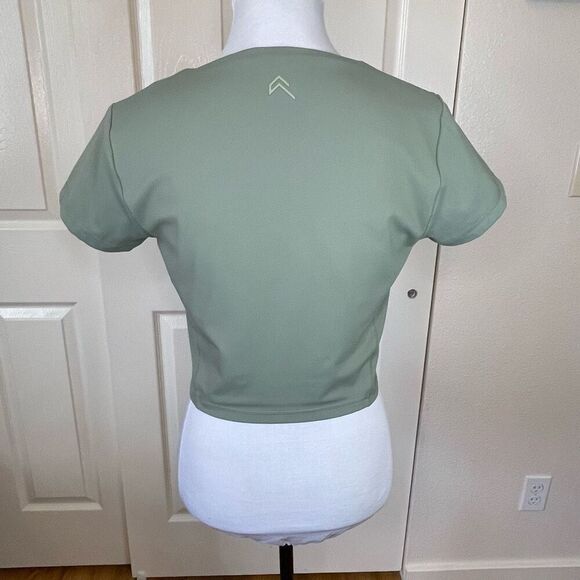 Oner Active Crop Top Short Sleeve with Shelf Bra Sage Green Size XL - Picture 3 of 10